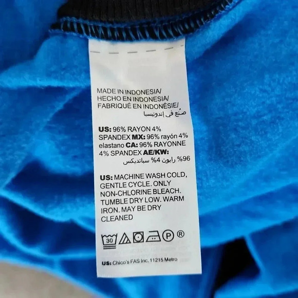 NWOT Chico's Zenergy Side-Split Cowl Neck Tunic - Picture 8 of 8